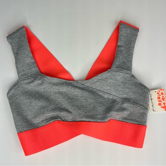Free People Just Breathe Colorblock Sports Bra Heather Grey XS - Picture 2 of 10